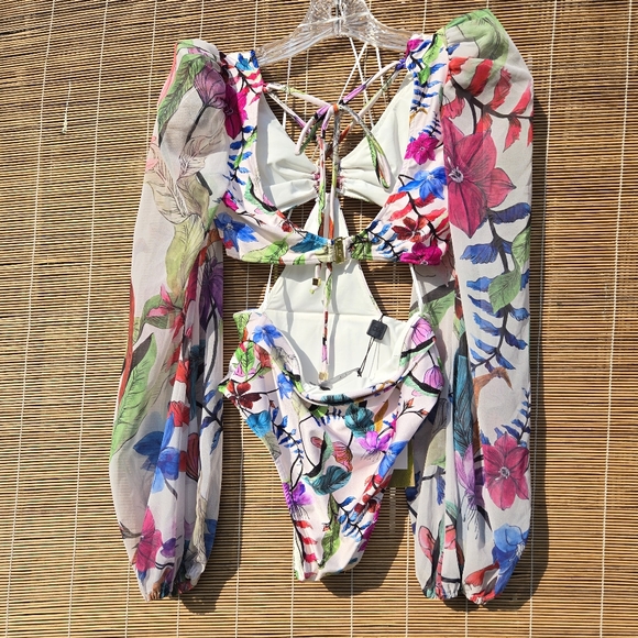 NEW PatBO Zamia Cutout Bodysuit Long Sheer Sleeves Small - Picture 10 of 14